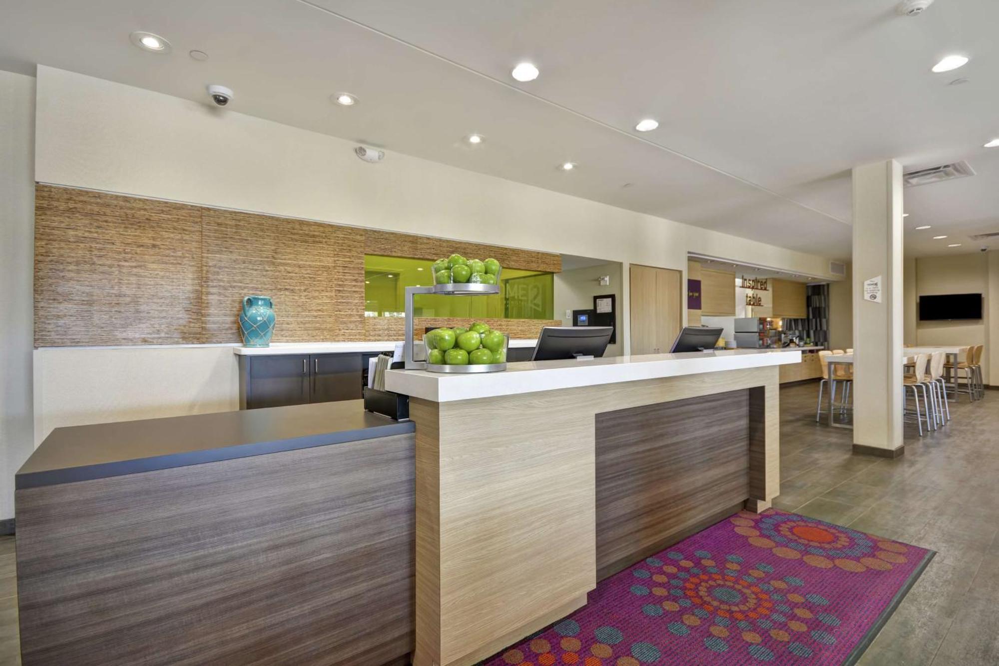 Home2 Suites By Hilton Stow Akron Eksteriør billede